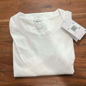 Men’s Nike Long Sleeved Shirt. NWT. Size XXL.